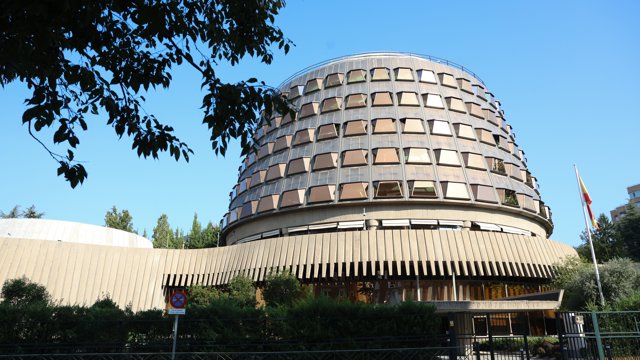 Fachada de la Sede del Tribunal Constitucional, a 23 de septiembre de 2024, en Madrid (España).