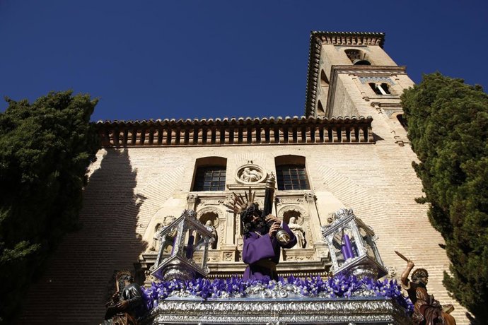 Archivo - Procesión de Nuestro Padre Jesús del Gran Poder en Granada. Archivo.