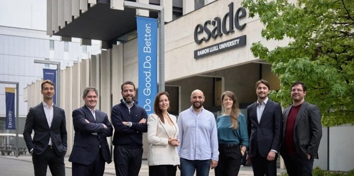 Esade refuerza su claustro con profesores especializados en IA, derecho y gobernanza global