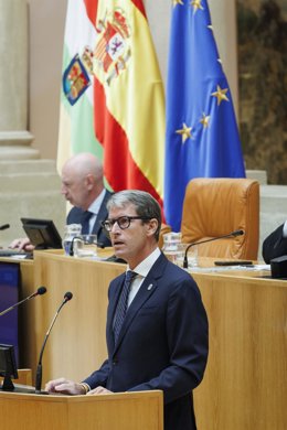 Archivo - El presidente de La Rioja, Gonzalo Capellán, en el Parlamento