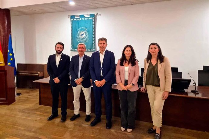 La Universidad de Málaga y Fundación Unicaja impulsan un programa de 14 microcredenciales universitarias