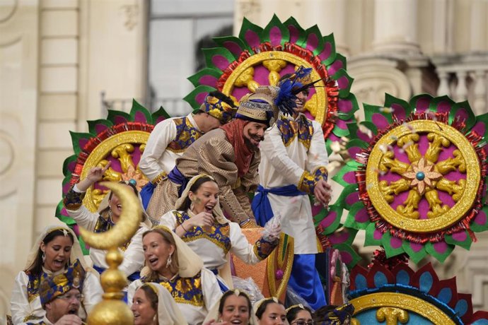 Archivo - Una de las carrozas de la Cabalgata de Reyes Magos de este 5 de enero