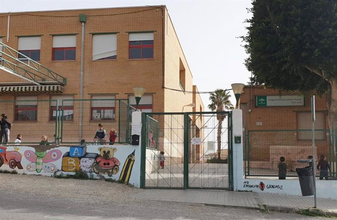 Archivo - CEIP Santa Isabel de Almería.