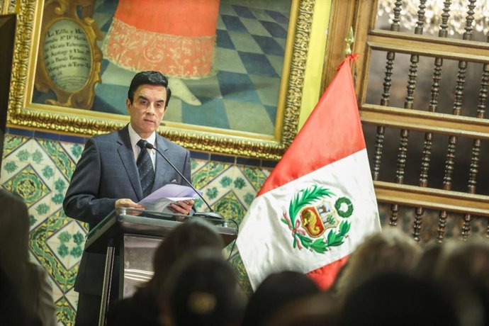 Perú.- Facultades: Canciller invoca al Senado a poner al Perú por encima de cualquier diferencia