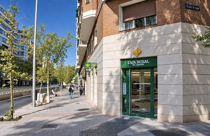 Imagen de la nueva oficina de Caja Rural de Zamora en Madrid.