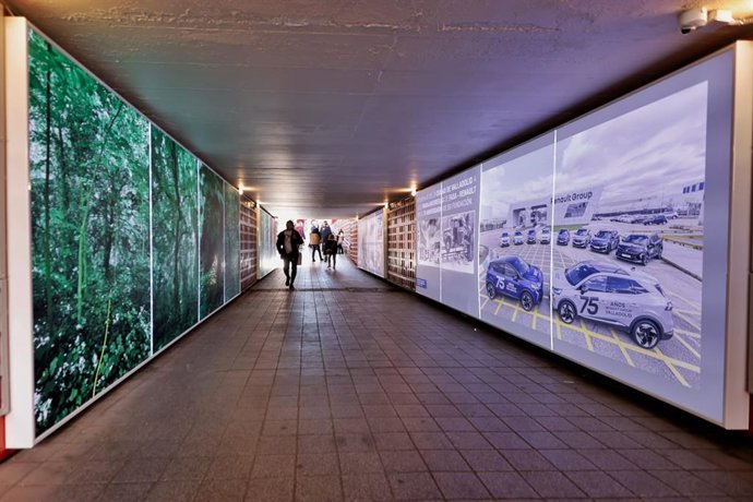 El túnel peatonal de Arco de Ladrillo, en Valladolid, tras sus obras de acondicionamiento.