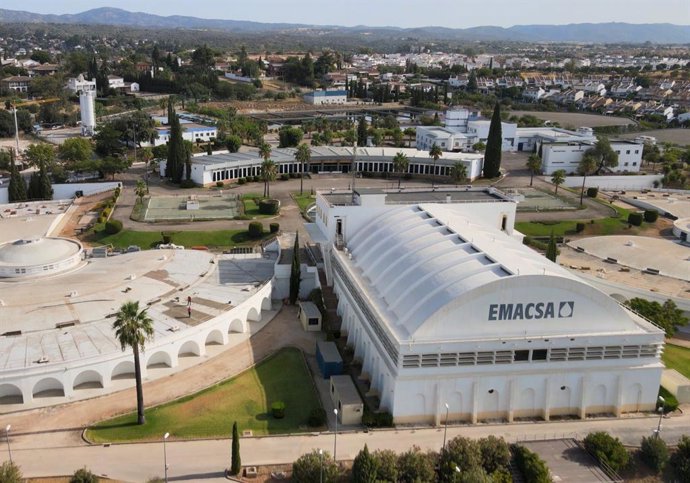 Instalación de Villa Azul de Emacsa.