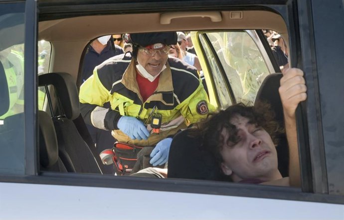 Archivo - Primer simulacro de riesgo volcánico en España realizado en el municipio tinerfeño de Garachico