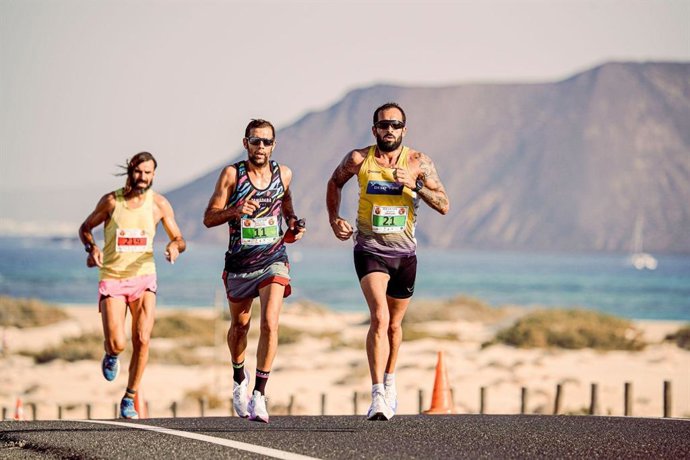 La Maratón Dany Sport Corralejo Grandes Playas Mahox regresa el 12 de diciembre a Fuerteventura.