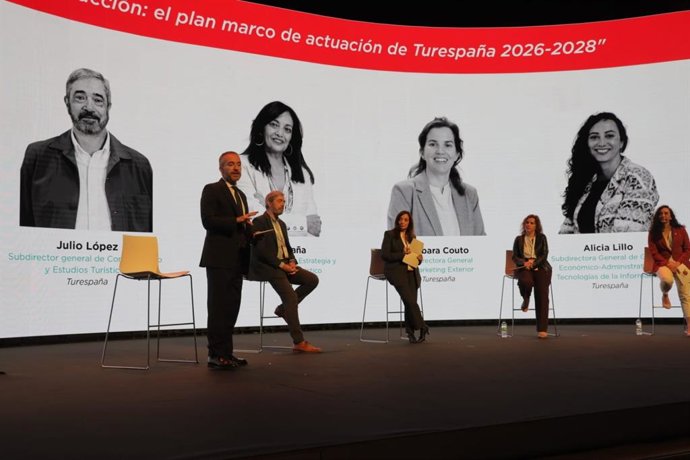 Presentación del Plan Marco de Actuación Turística 2026-2028 de Turespaña en el transcurso de la VI Convención Turespaña que se está celebrando en Zaragoza del 20 al 22 de octubre.