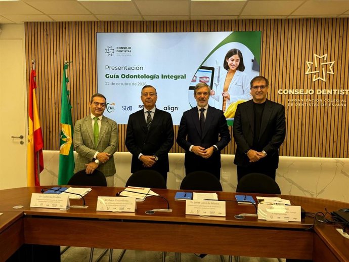 Consejo de Dentistas señala que la 'Guía para la Odontología integral' muestra la necesidad de implantar especialidades