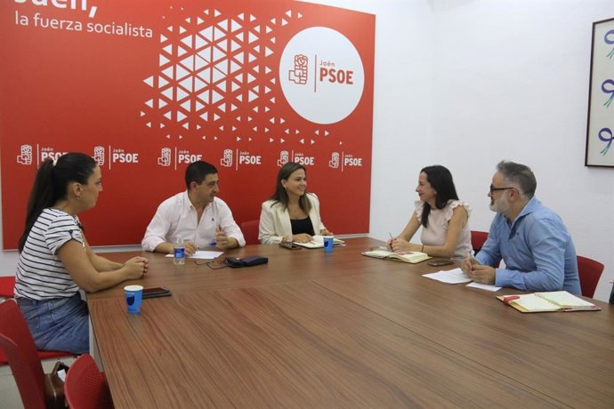 Reunión entre PSOE  y UGT sobre educación