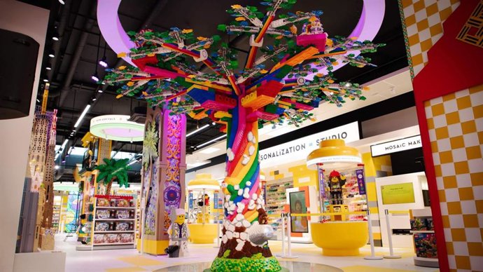 La LEGO Flagship Store de Barcelona celebra su quinto aniversario con actividades especiales