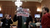 Foto: Bronco debate en el Pleno de Sevilla por las VPO: PSOE y PP se reprochan la falta de ambición y de primeras piedras