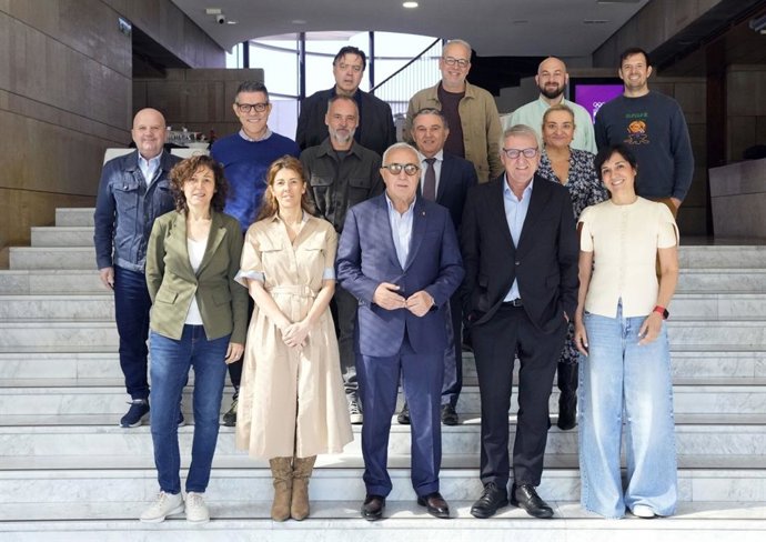 El presidente del COE, Alejandro Blanco, presidió la primera reunión del Observatorio de Comunicación Deportiva promovido por la institución olímpica.