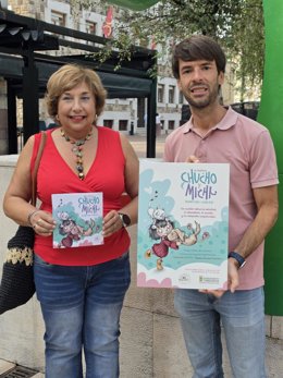Archivo - Torrelavega presenta 'La historia de Chucho y Michi', un cuento para educar en el respeto y la adopción responsable