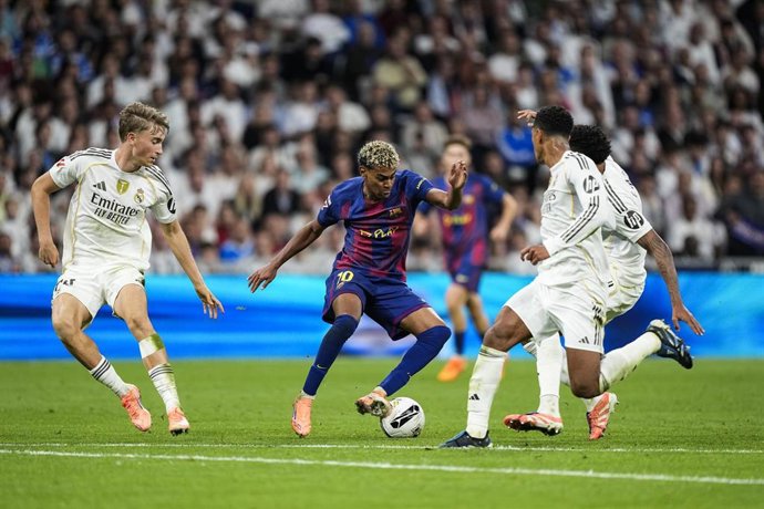Archivo - Momento del Real Madrid-FC Barcelona de la temporada pasada