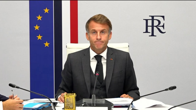 Macron anuncia que se prohibirán manifestaciones no sindicales en Francia los pr