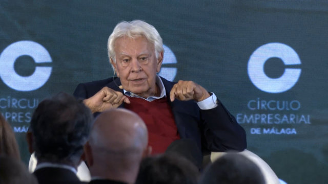Felipe González votará en blanco y bromea sobre visita de Milei: "Puede lograr q