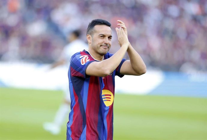 El ex futbolista del FC Barcelona Pedro Rodríguez, en su despedida en el Spotify Camp Nou.