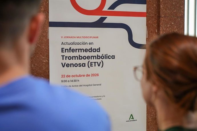 El hospital Virgen de las Nieves ha organizado la quinta edición de las Jornadas multidisciplinares de actualización en enfermedad tromboembólica venosa que ha reunido a un centenar de expertos.