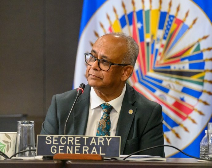 Secretario general de la OEA, Albert Ramdin.