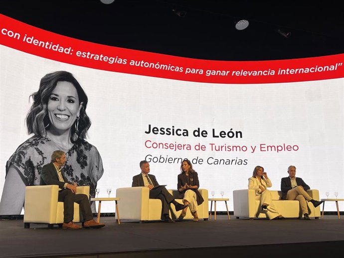 La consejera de Turismo y Empleo del Gobierno de Canarias, Jéssica de León, asiste a la VI Convención Turespaña, celebrada en Zaragoza