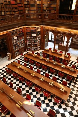 Biblioteca del ICAB, en el Palauet Casades