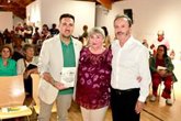 Foto: Un libro recoge la tradición aceitunera y el papel de las mujeres de los almacenes de Alcalá (Sevilla)