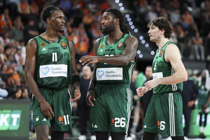 Archivo - Arquivo - Nigel Hayes-Davis, Mathias Lessort e Cedi Osman