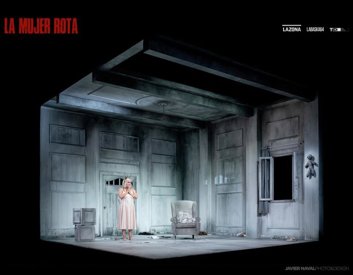 Archivo - El Palacio de Festivales de Cantabria ofrece esta semana 'La mujer rota', de Simone de Beauvoir, con Anabel Alonso en escena.