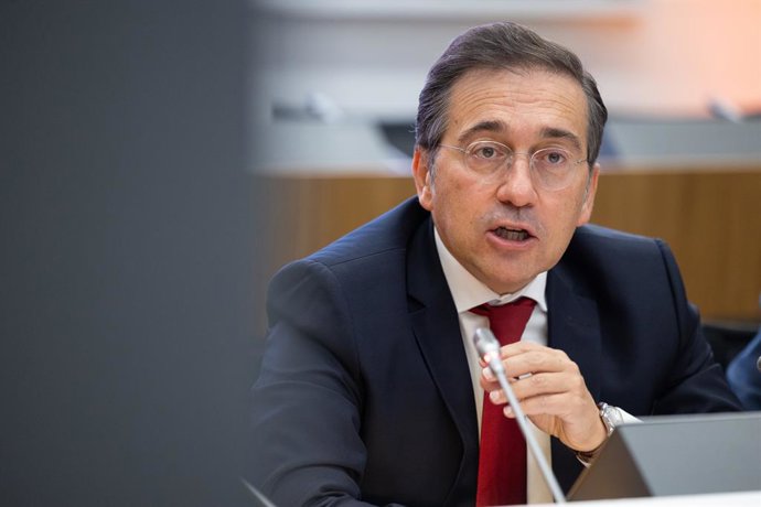 O ministro das Relações Exteriores, União Europeia e Cooperação, José Manuel Albares, durante o evento “Rumo à 30ª Cúpula: Contribuições do setor privado”, na sede da CEOE, em 8 de outubro de 2026, em Madri (Espanha). O evento foi organizado