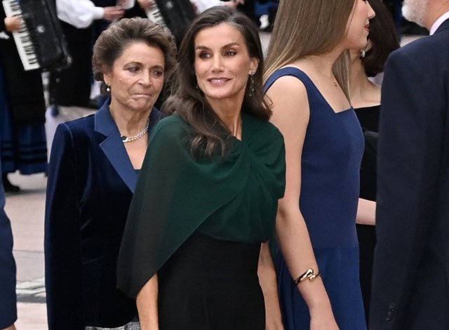 Doña Letizia y la Infanta Sofía llegan al Auditorio Palacio de Congresos “Príncipe Felipe” para asistir al Concierto Premios Princesa de Asturias, a 22 de octubre de 2026, en Oviedo (Asturias, España)