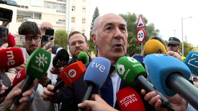 Landaluce llega al Juzgado sin declaraciones hasta hablar con jueza: "Lo primero