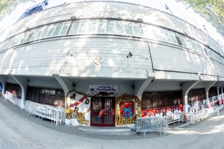 Archivo - Fachada del Estadio de Vallecas, a 29 de julio de 2026, en Madrid (España). La Comunidad de Madrid ha presentado este miércoles una denuncia ante el Cuerpo Nacional de Policía contra el Club Rayo Vallecano por impedir el acceso al Estadio de Val