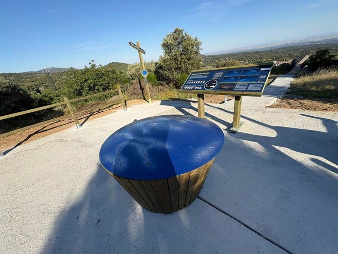 Mirador astronómico de Pelahustán.