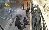Foto: Las investigadas por vandalizar cinco inmobiliarias en Mallorca declararán este martes en el juzgado