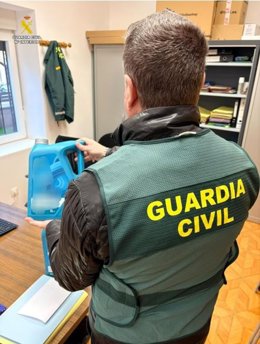 Dos investigados por el hurto de varias garrafas de aceite de motor en una gasolinera en Serrada (Valladolid)