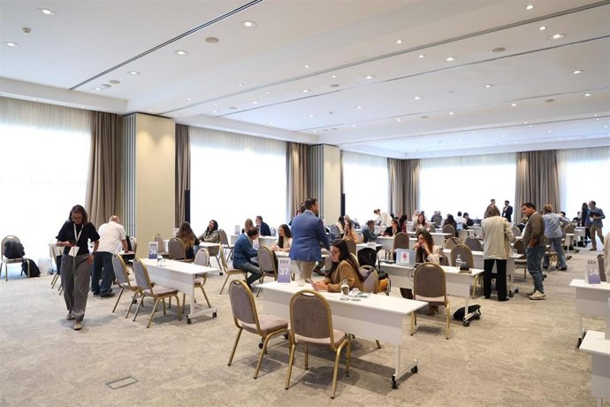 Encuentro de profesionales del turismo del segmento MICE en Cádiz con motivo del Corporate Event Workshop.