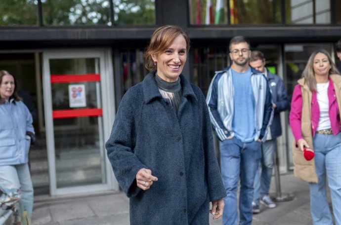 A ministra da Saúde, Mónica García, durante a reunião plenária do Conselho Interterritorial do Sistema Nacional de Saúde (CISNS), em Madri (Espanha). A reunião plenária do Conselho Interterritorial do Sistema Nacional de Saúde (CISNS) aborda vários projet