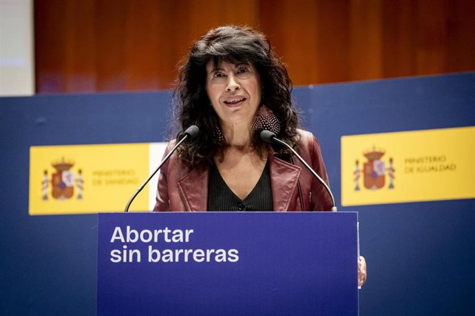 La ministra de Igualdad, Ana Redondo, interviene durante el acto ‘Abortar sin barreras: del reconocimiento del derecho a la garantía efectiva del acceso’, en la sede del Ministerio de Sanidad, a 28 de septiembre de 2026, en Madrid (España). 