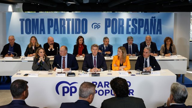Archivo - La vicesecretaria de regeneración institucional del Partido Popular, Cuca Gamarra, el secretario general del PP, Miguel Tellado; el presidente del Partido Popular, Alberto Núñez Feijóo, la vicesecretaria de Coordinación Sectorial del PP, Alma E
