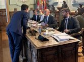 Foto: El PSOE vincula la candidatura de Carnero al Senado con la búsqueda de un "seguro político" si pierde la Alcaldía