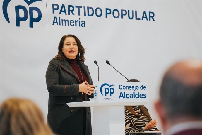 Archivo - La candidata del PP al Congreso por Almería, Carmen Crespo. 