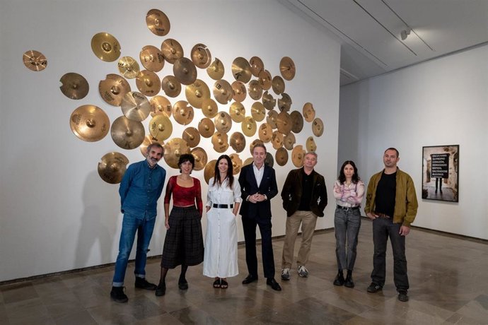 Presentación de la exposición 'Todo lo sólido se desvanece en el aire' en el CCCC