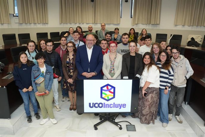 Foto de la inauguración de UCOIncluye.