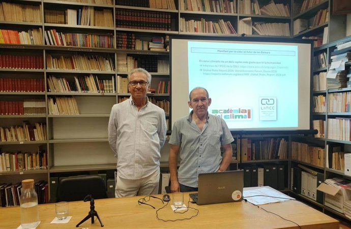 Jaume Garau, director de la Acadèmia del Clima, y Damià Gomis, doctor en Física i catedràtic de Física de la Terra de la UIB.