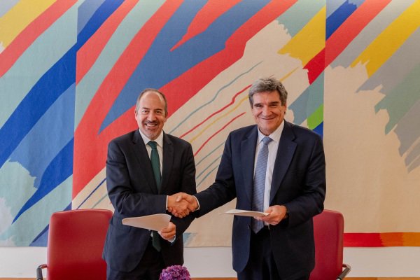 El Banco de España y el Banco de Portugal refuerzan la cooperación en migración a la criptografía cuántica y riesgos de ciberseguridad