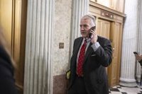 El Gobierno de EEUU pide bloquear las elecciones en Alaska por una confusión de nombres entre candidatos