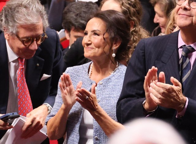 Paloma Rocasolano, el apoyo incondicional de una abuela orgullosa en la gran noche de Leonor